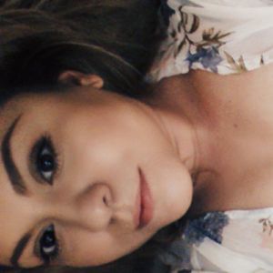 Meet your Posher, Vanessa